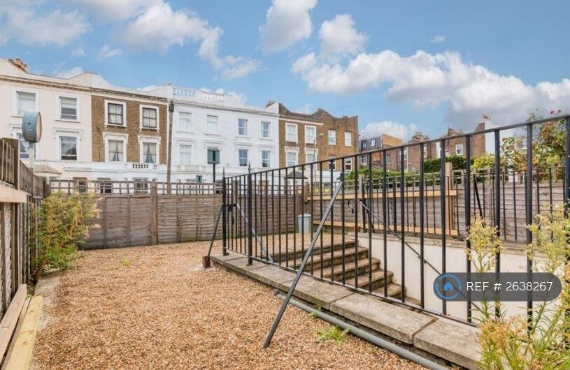 Private Garden - Pic 1