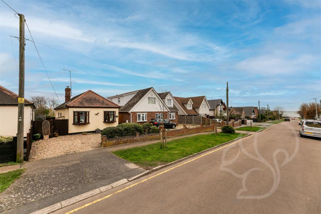 Fairhaven Avenue, West Mersea