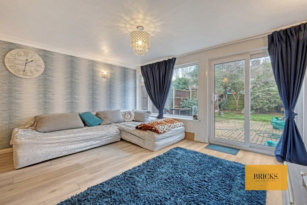 img_3022_12 copy 2.jpg