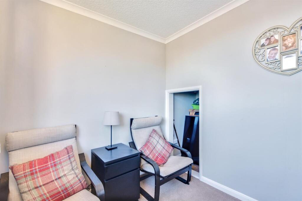 Bedroom 3/Snug