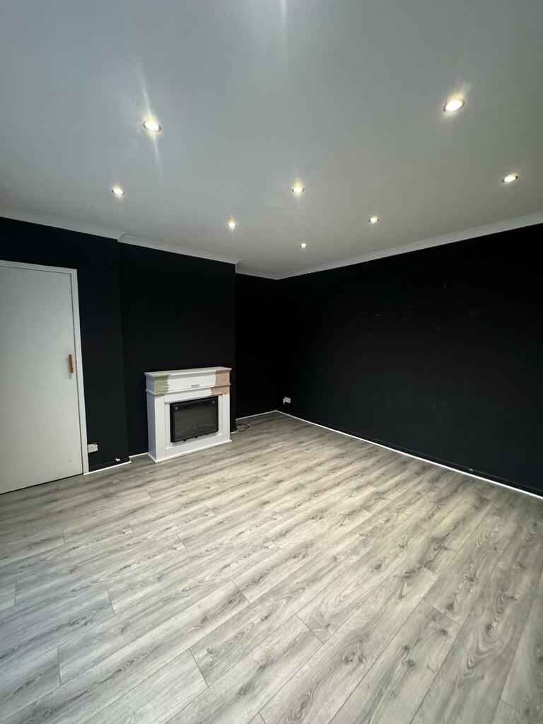 WhatsApp Image 20...