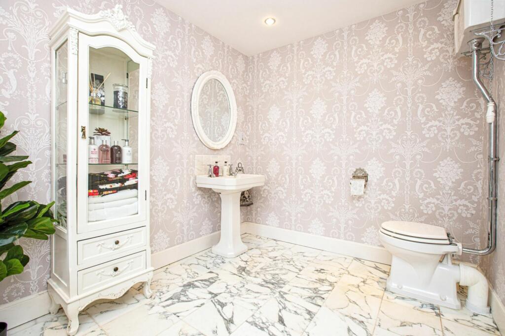 Downstairs Bathroom