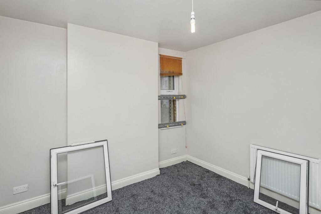 Ground Floor Flat, 37 St Stephen's Road, Bow, London E6 1AN