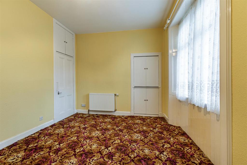 20 Forest Road Selkirk 08.JPG