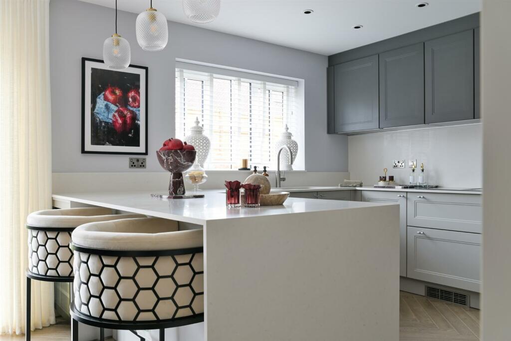 Waterfall Finish to Worktop