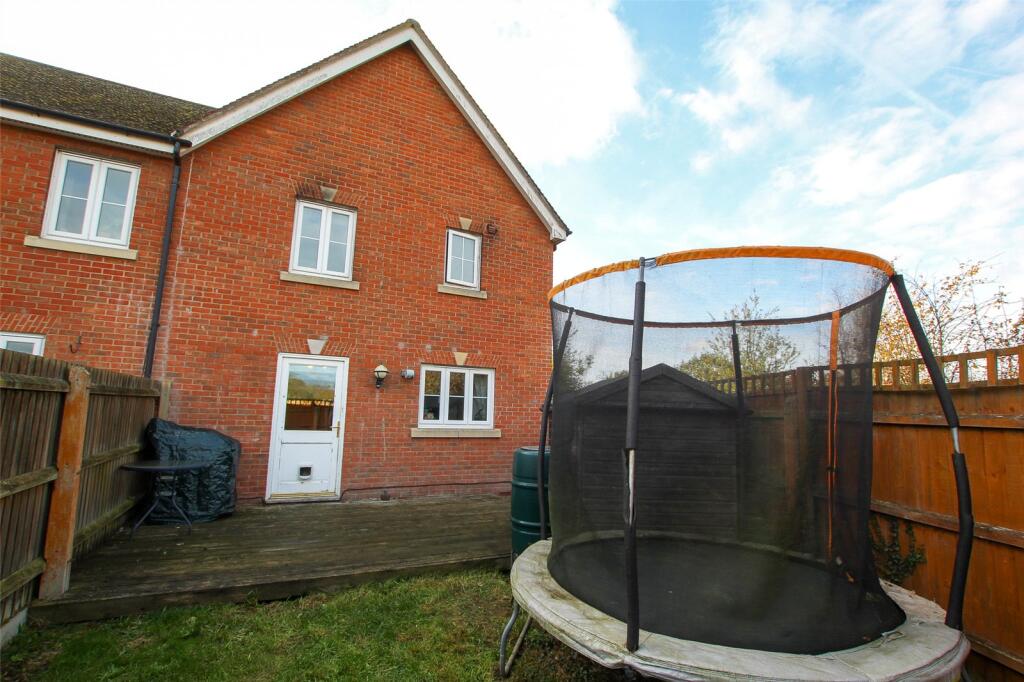 Rear Aspect.