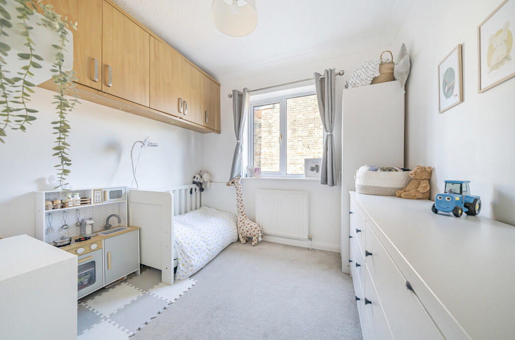 BEDROOM2-1
