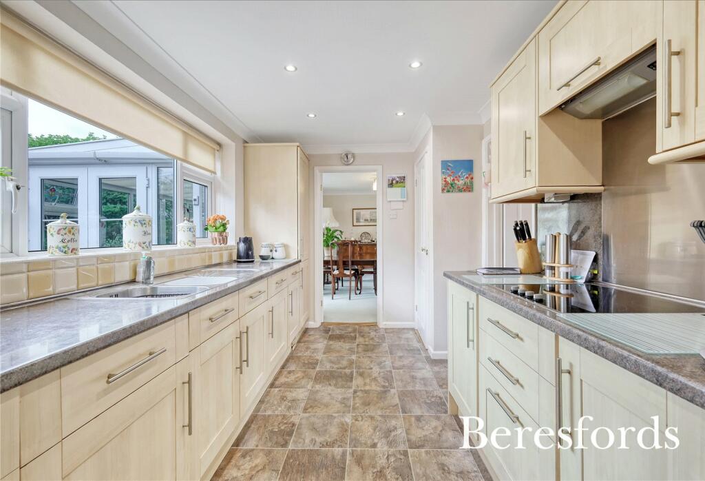 Picture No. 04