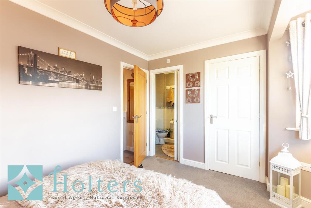 10 Camddwr Rise, Llandrindod Wells-24.jpg