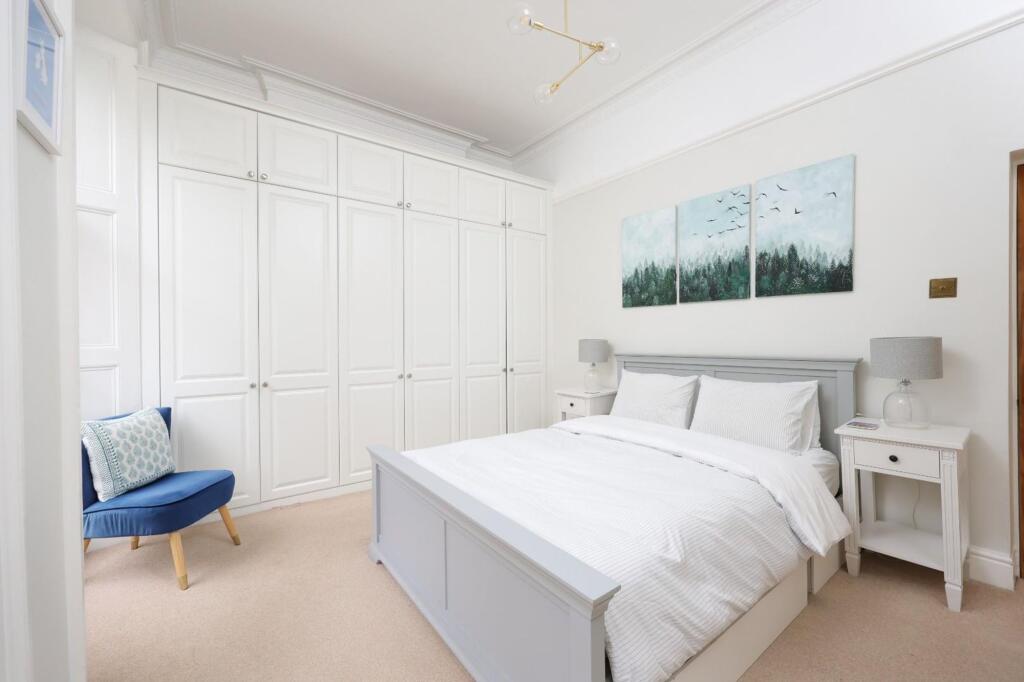 4@12 Oakfield Grove 25.JPG