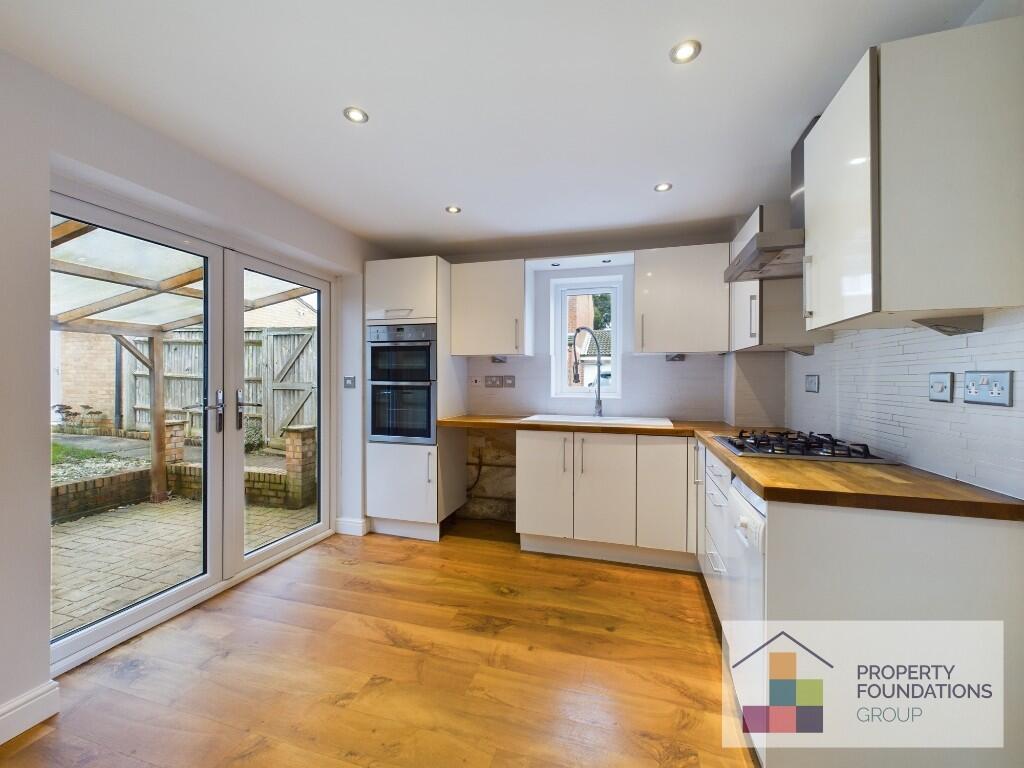 Kitchen/dining