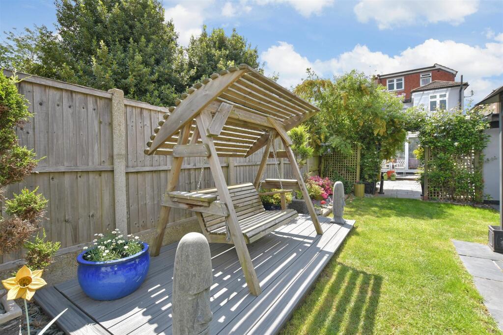 External Lifestyle Photograph