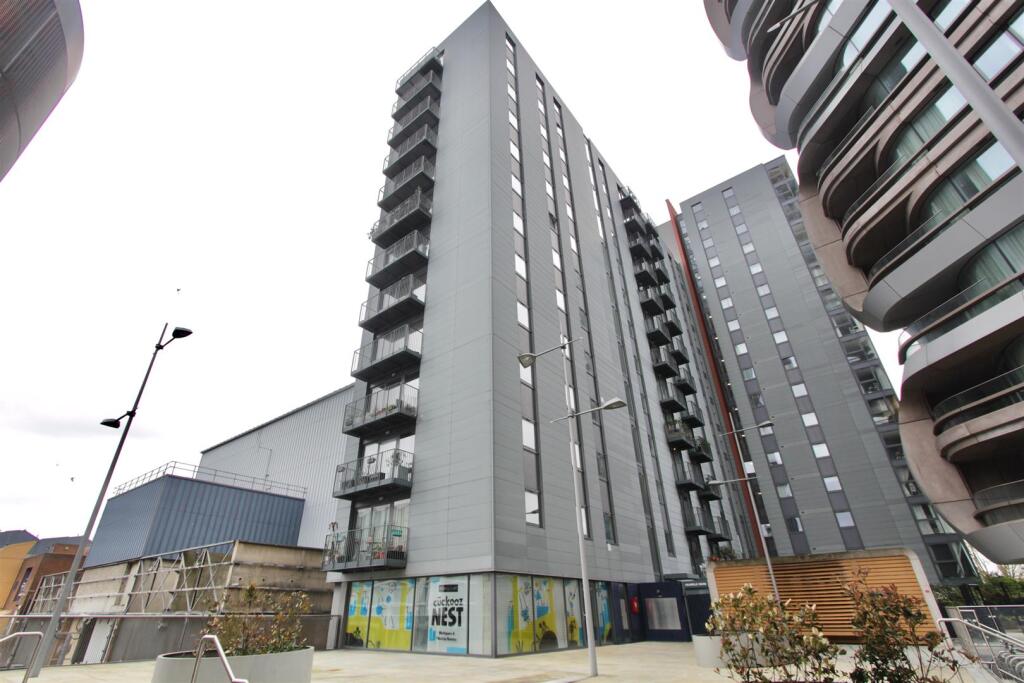 Aquarelle House, City Road