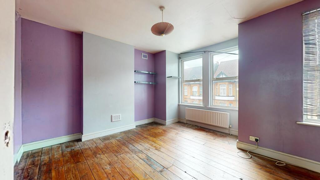 19 Wellesley Road, Slough, Berkshire, SL1 1UR