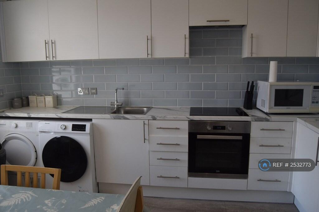 Marlborough Rd - Kitchen 1