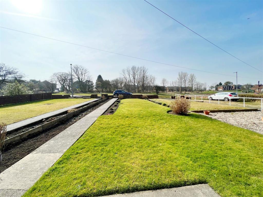 Front Garden.jpg
