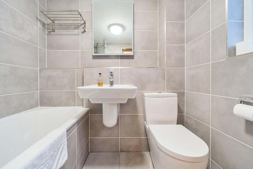 En-suite Bathroom
