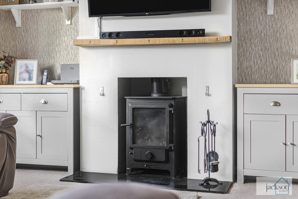 12_45600_watermarked