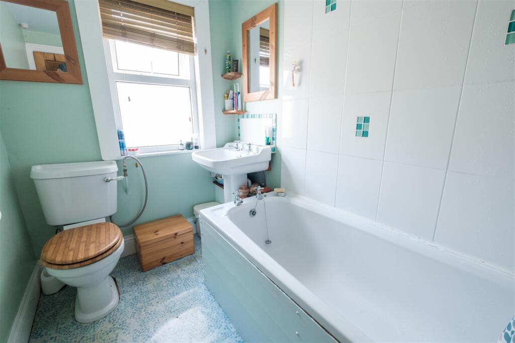 Parry_418 New Road_Saltash-29.jpg