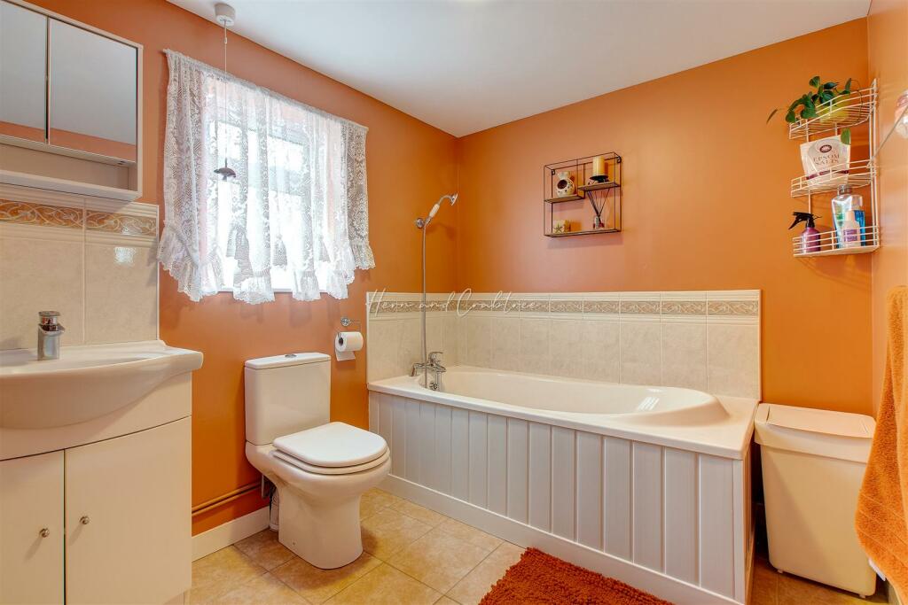 Rhydypenau Road, Cyncoed, HernCrabtree (17).jpg