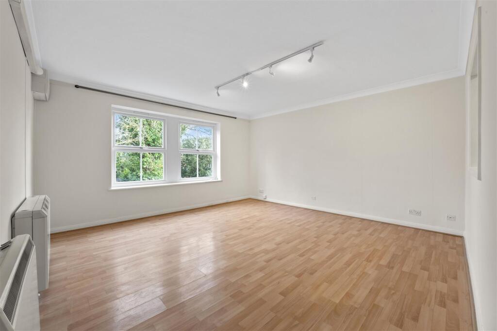 4, Grant Court,4.jpg