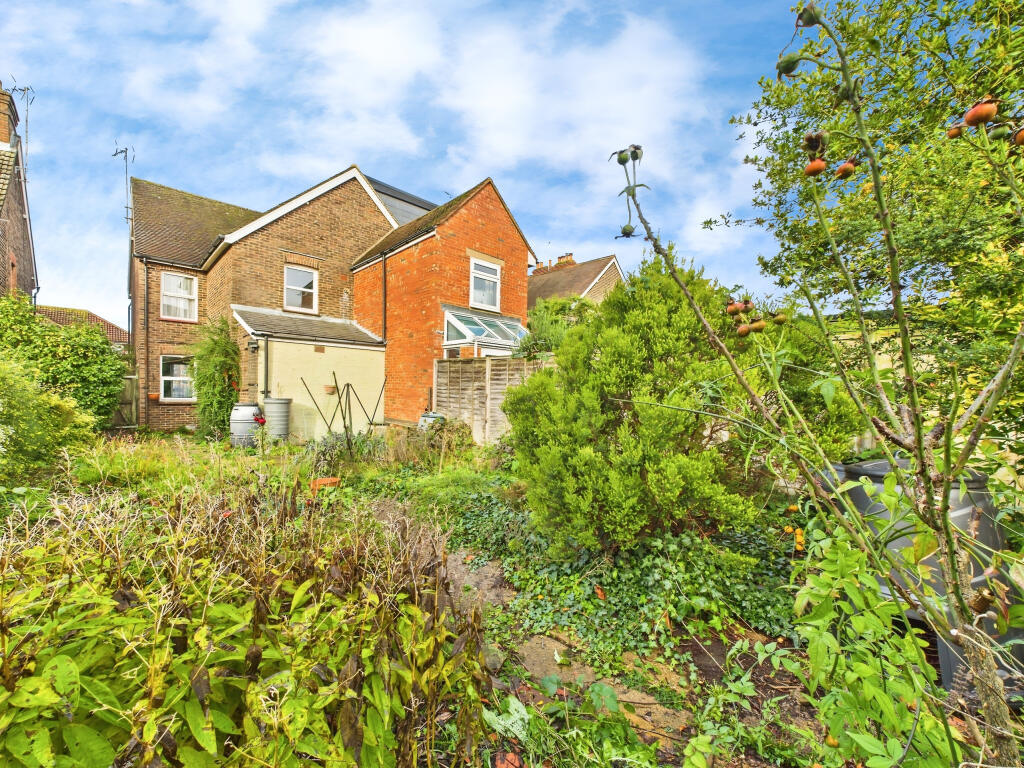 18684904-CAM04018G0-PR0395-STILL007