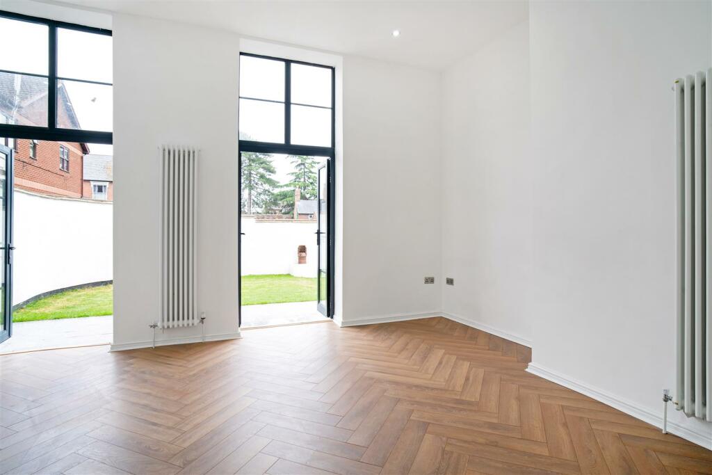 72581_The Vestibule-Apartment-1 (4).jpg