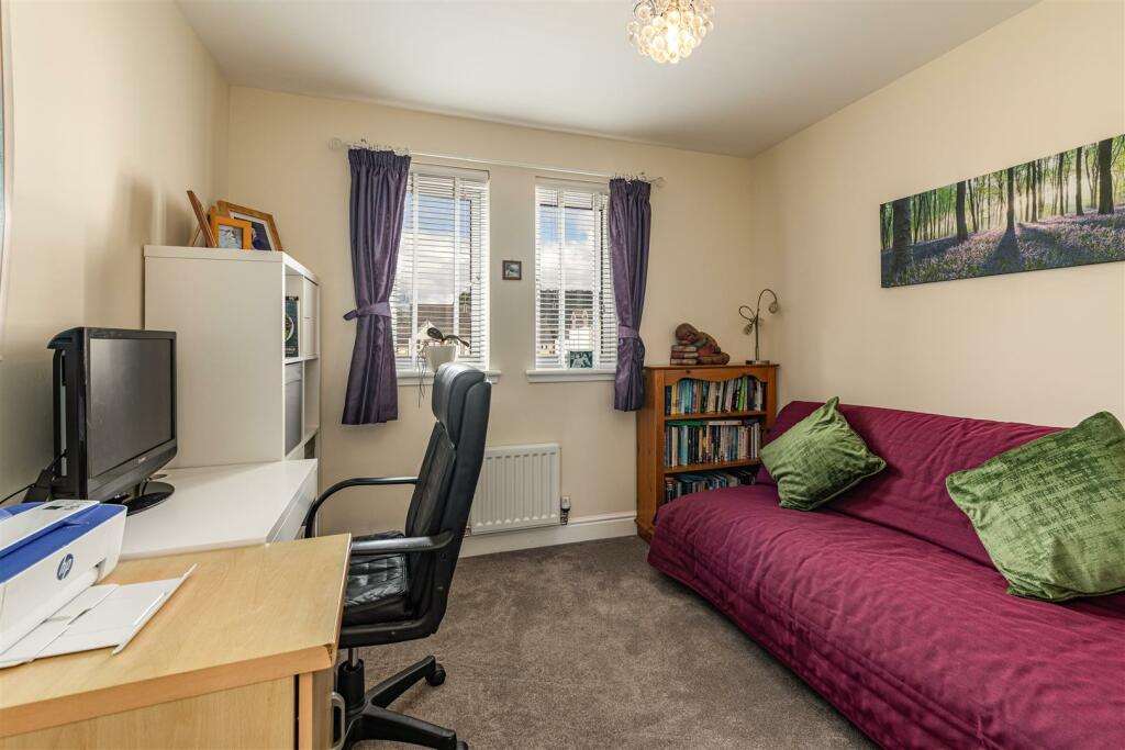 31 Redpath Crescent Galashiels 27.JPG