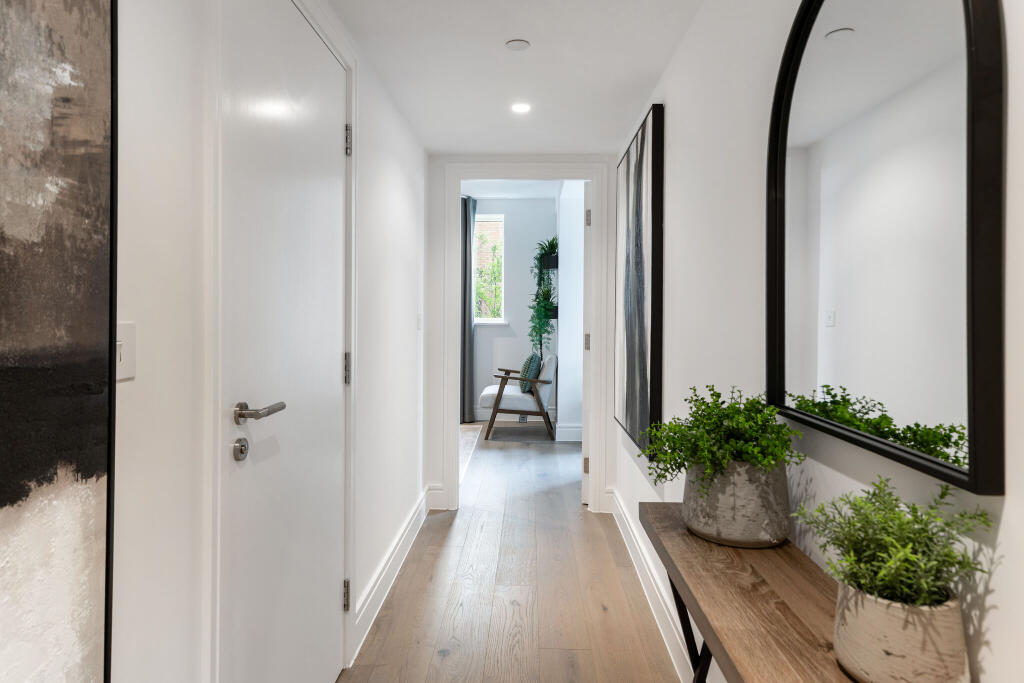 93440_Empire-House- (24)_low.jpg