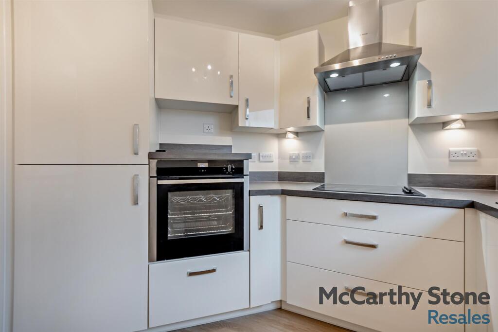 8669305-interior17-800.jpg