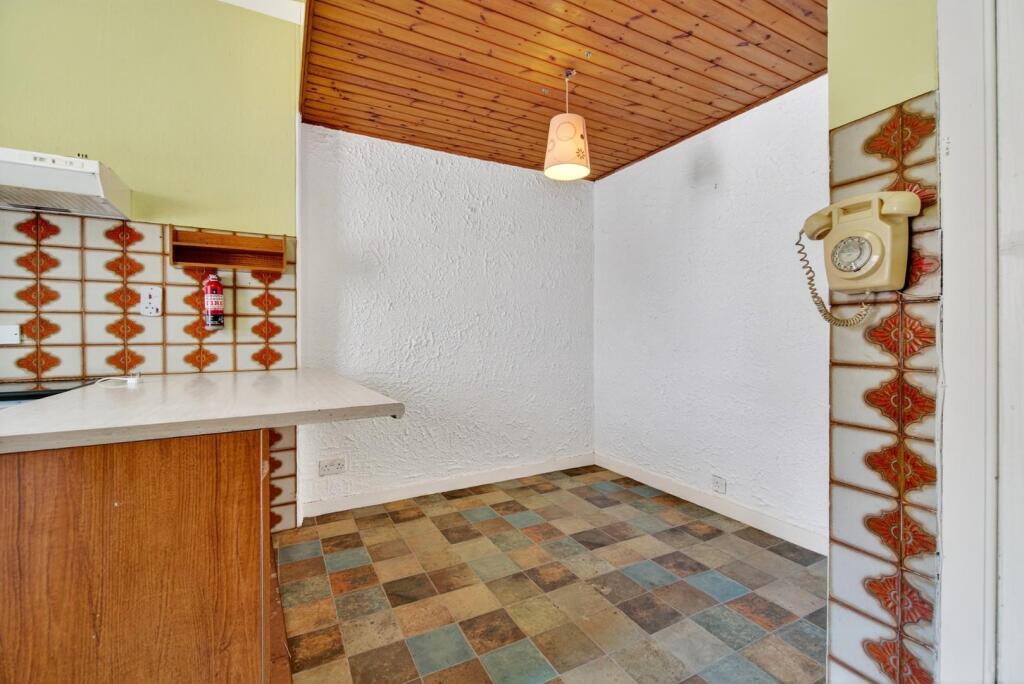 21 bath street, largs _09.jpg