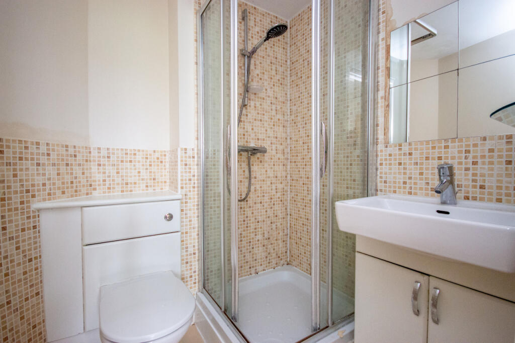 Ensuite Shower Room