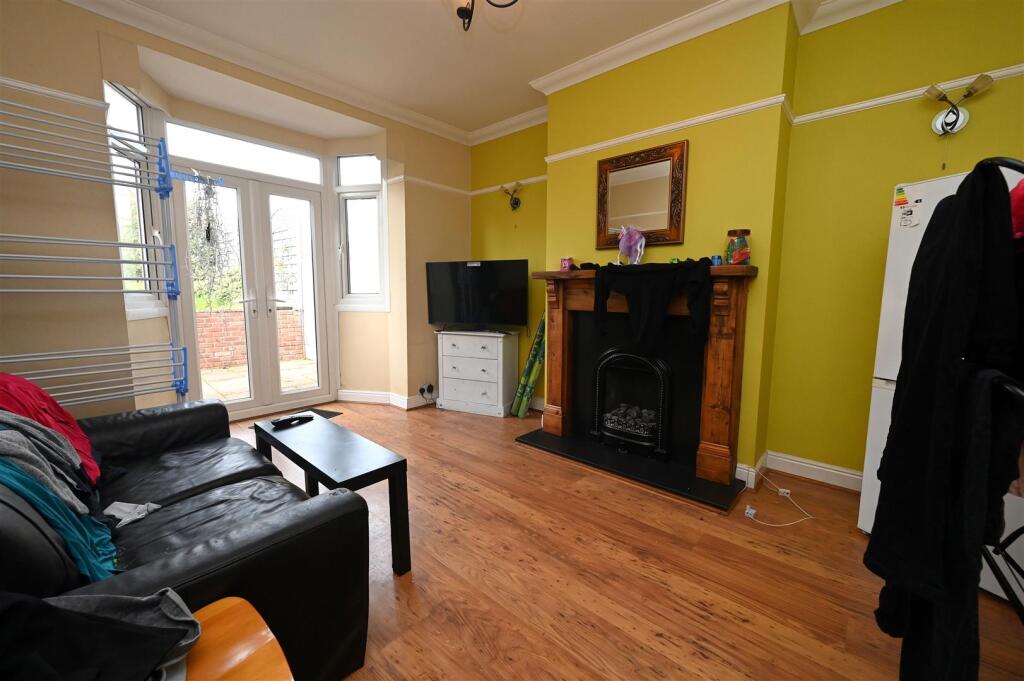 dining room.JPG