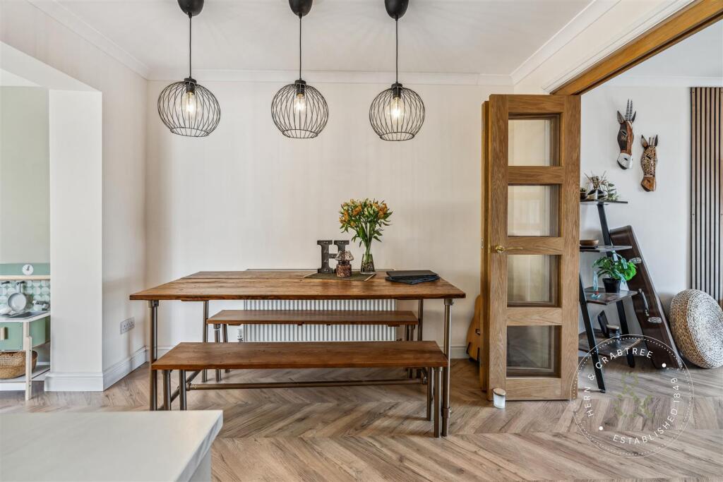 Cae Pant, Caerphilly, Hern Crabtree (32).jpg