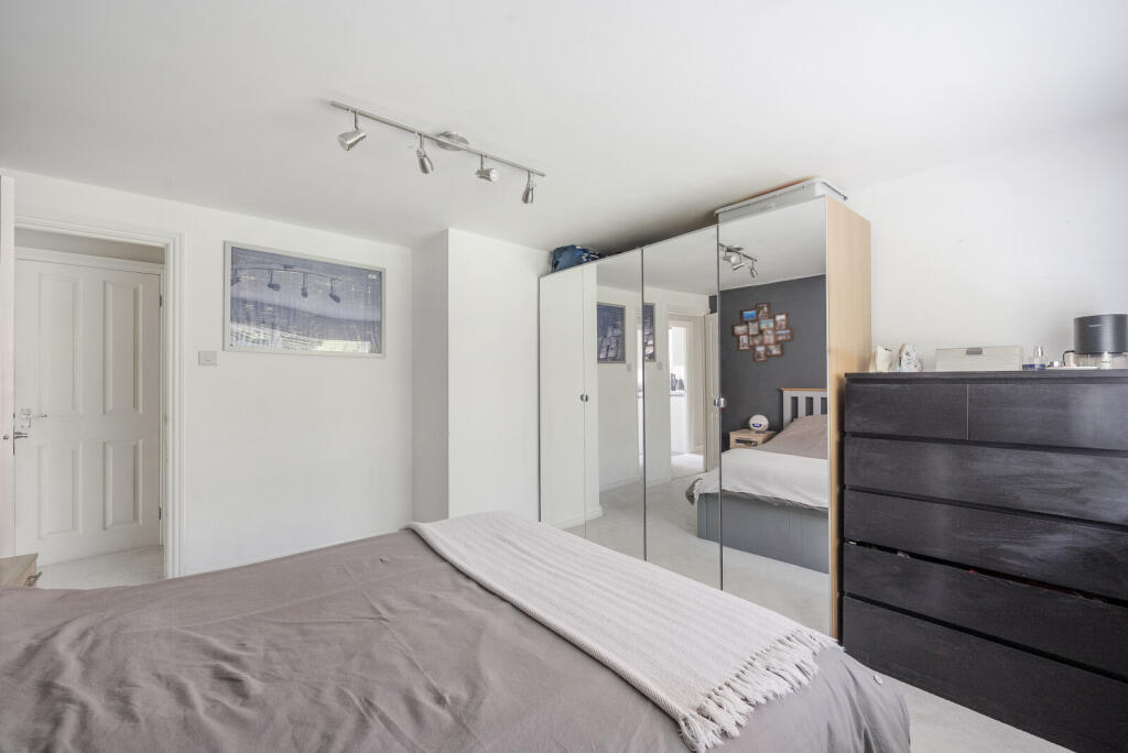 1296255-25-68285b...