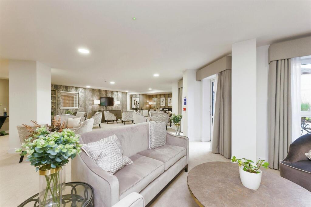 Residents' Lounge MG.jpg