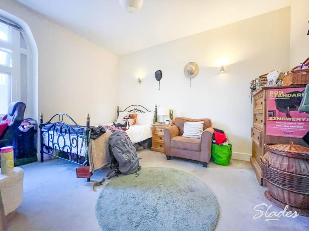 9 water master bedro