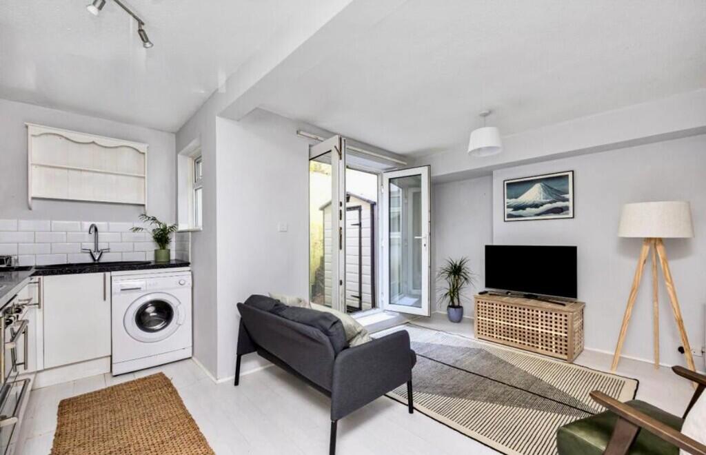 PHOTO-2025-12-19-...