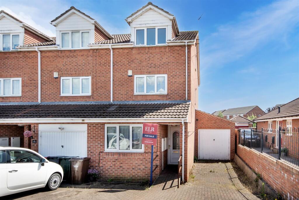 DSC_1733 copy_outdoor.jpg