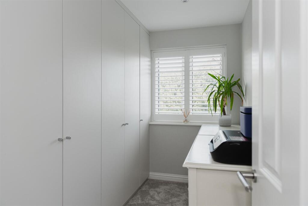 Tulyar Mews, Nork Gardens, Banstead