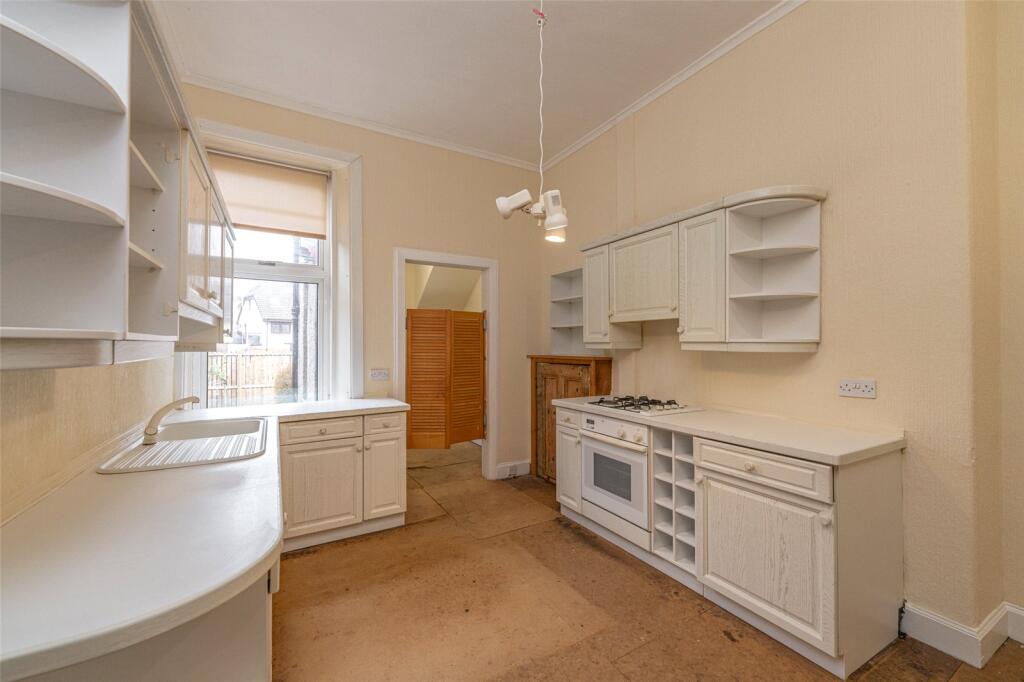 Kitchen Alt