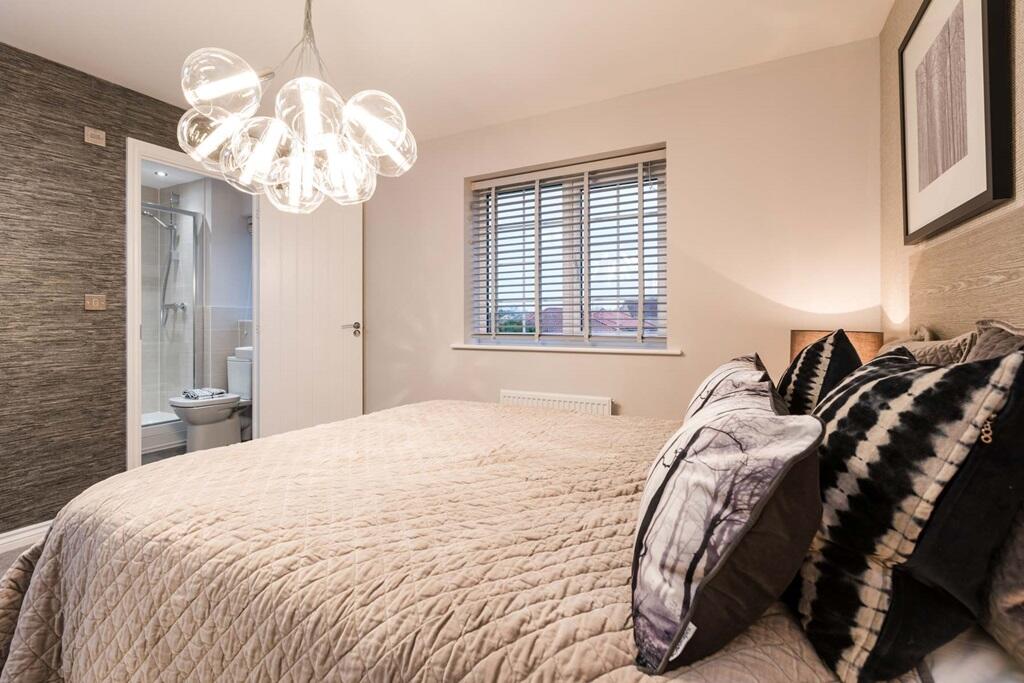 Plus the main bedroom has it's own en suite shower room
