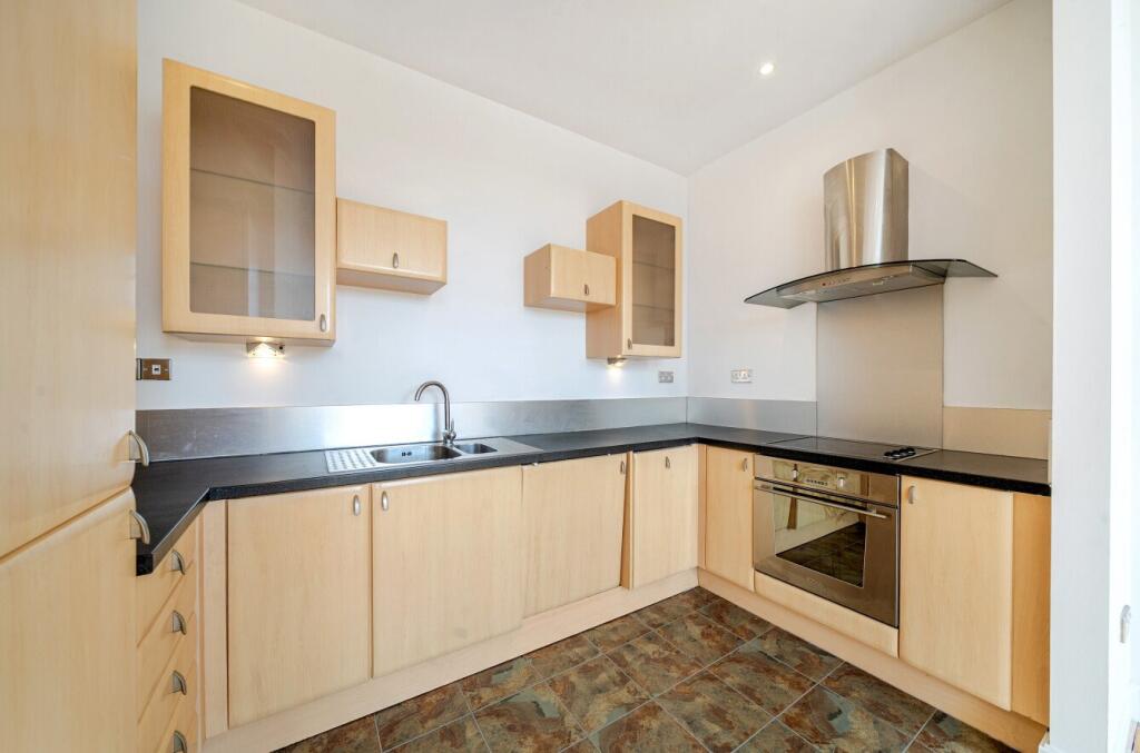 1317570-11-685d4f...