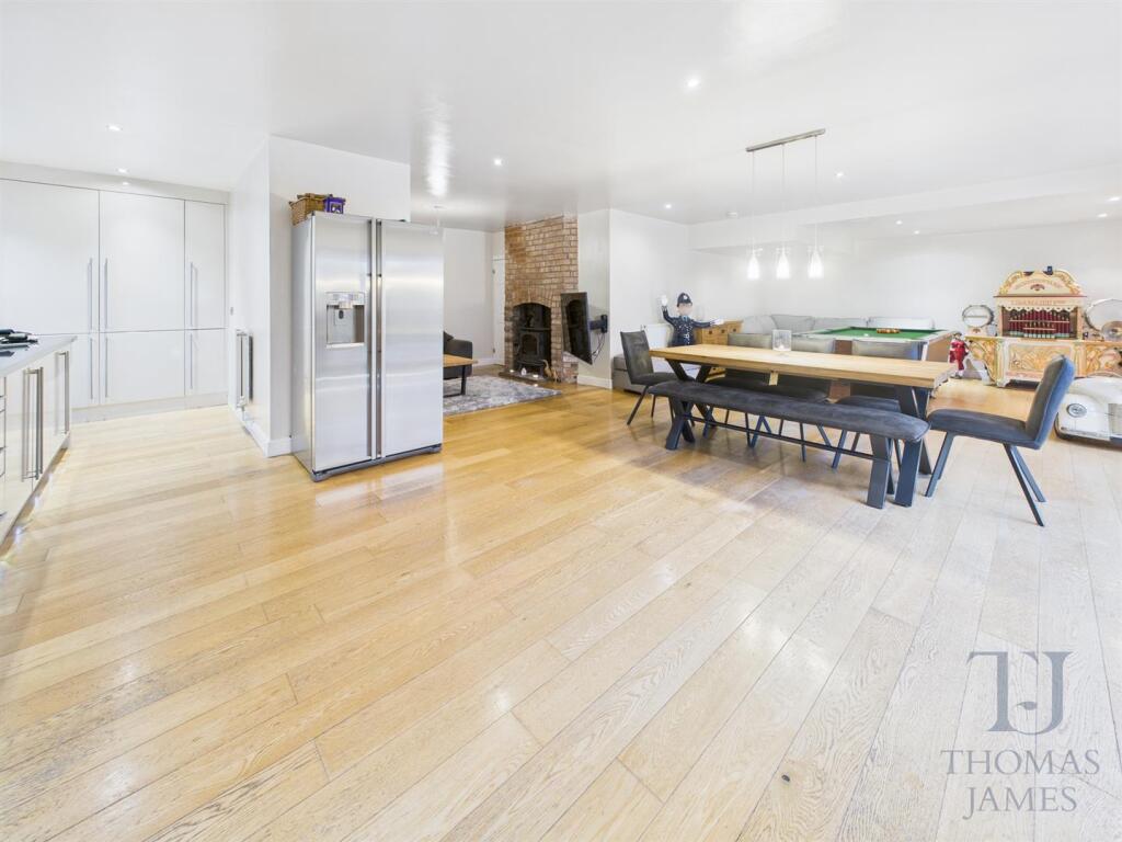 Kitchen / Diner/ Living Room