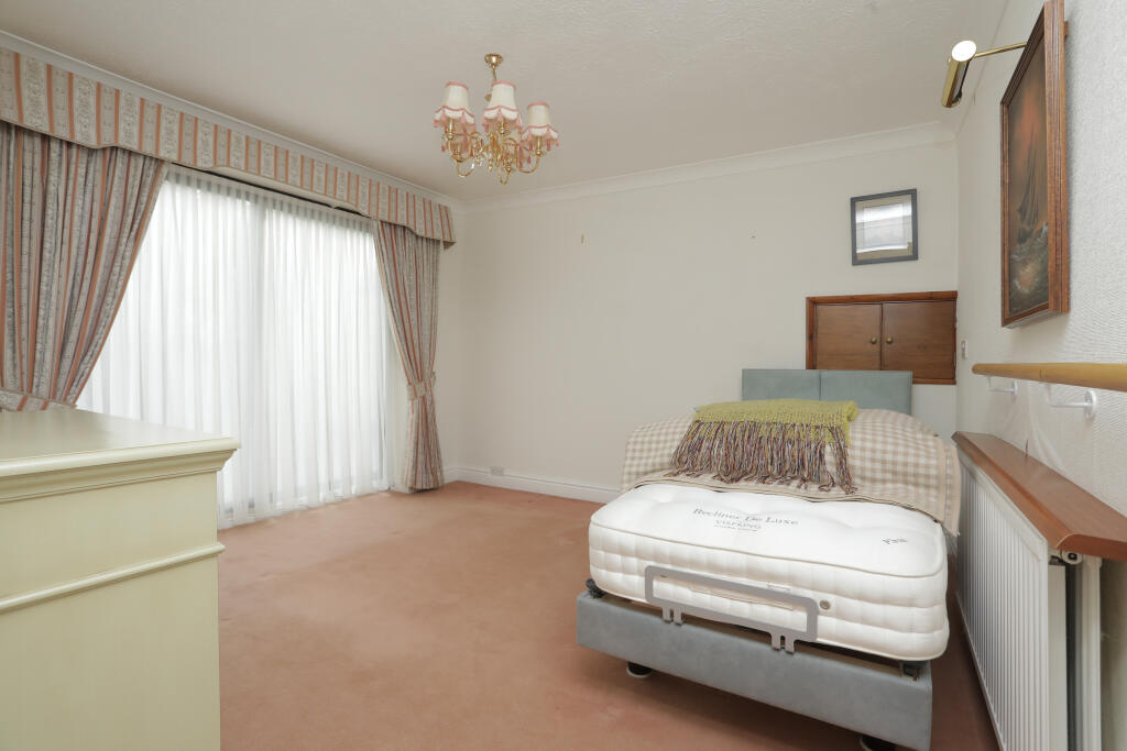 general 7 Newbury Cl