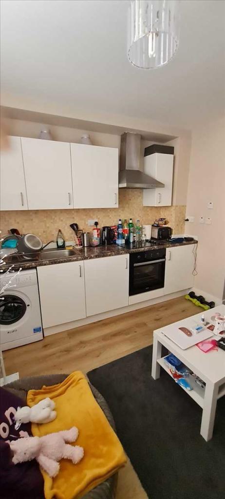Lounge/ Kitchen