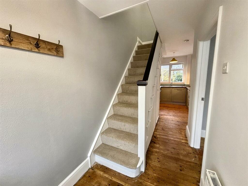 Hallway.jpeg