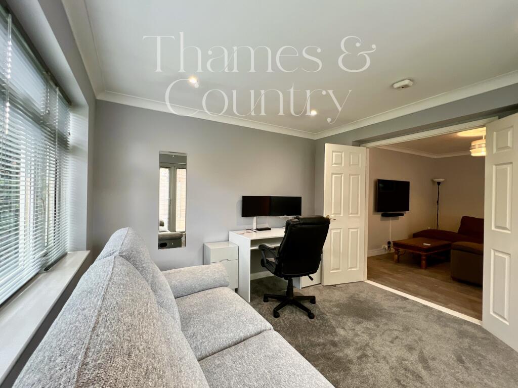 Bedroom 3 / reception