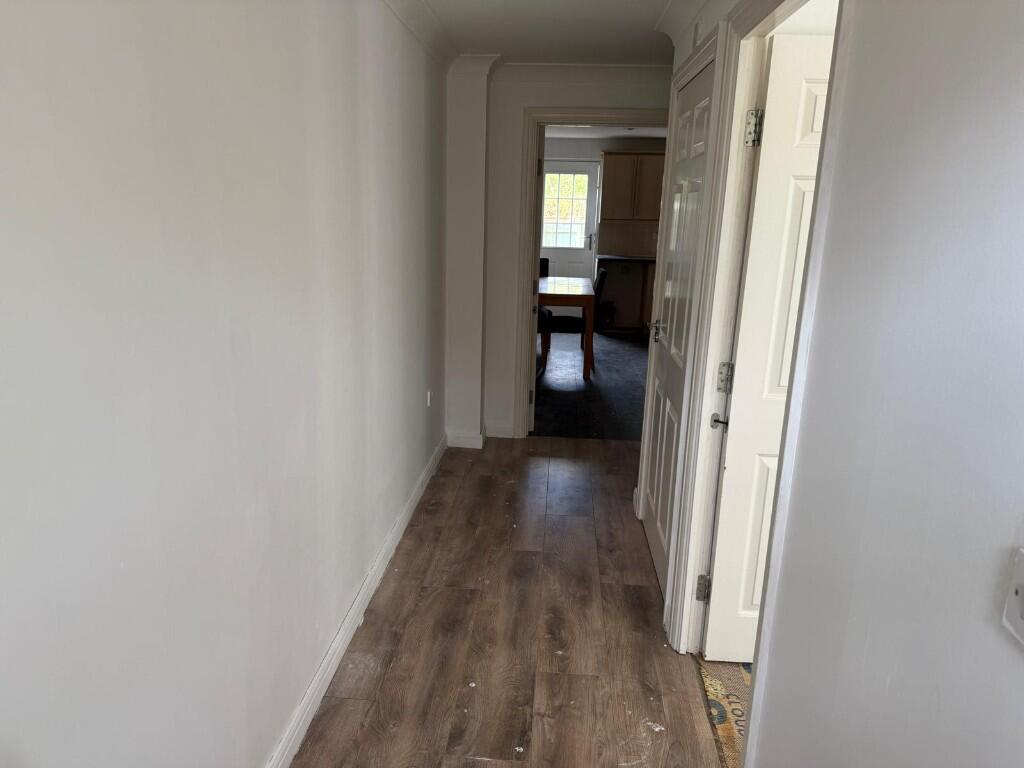 Hall/Entrance Way 