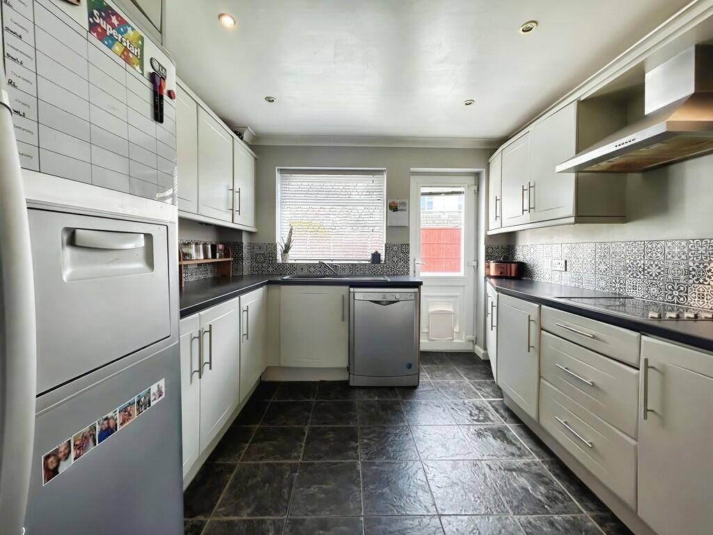 3a91f3d5-WhatsApp...